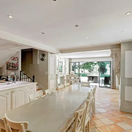 Bastide Gueissard Holiday home *